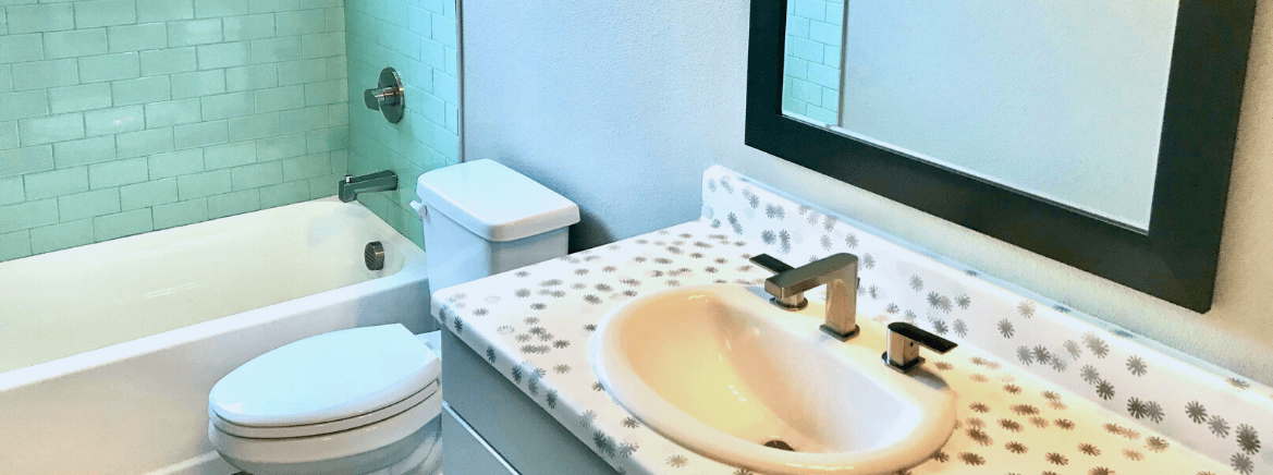 Caesar Square Bathroom